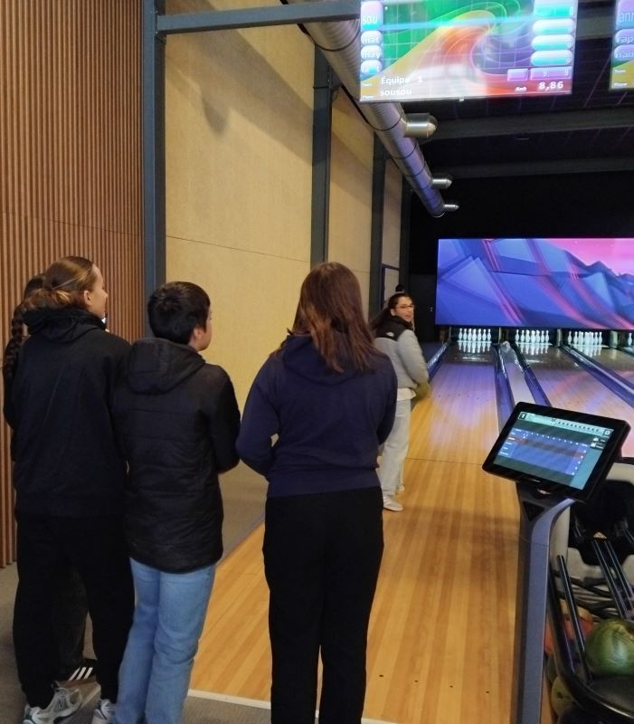 club ados au bowling vacances février mars 2025