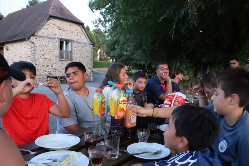 club ados barbecue 31 7 25